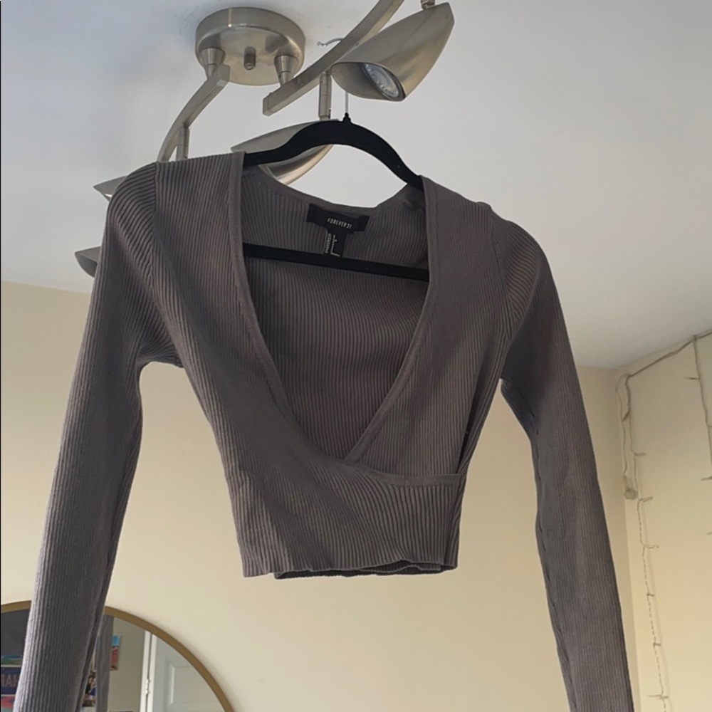 Grey cropped top forever 21